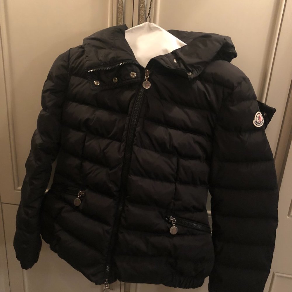 Moncler Sanglier Giubbotto Down Puffer Coat